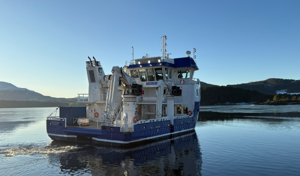 Ny hybridbåt fra Frøy gir utslippskutt og økt kapasitet