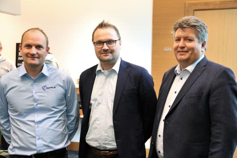 Helge Brenderyen (SkaMik AS), Stig-Nidar Selvåg (Lerøy Midt AS) og Georg Nesset (Moen Marin AS) var blant havbrukerne som delte erfaringer og resultater da Moen Marin inviterte til SkaMik-seminar på Værnes.
 Foto: Moen Marin AS.