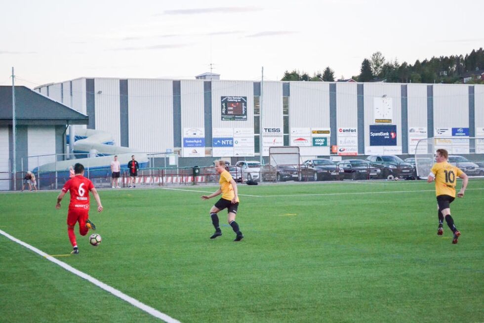 Rørviks Gleidson endte kampen mot Brønnøysund med en skåring. Det ble til slutt 3 - 5 i favør Rørvik.