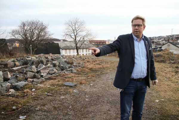 Begynner letingen etter rådmann og prosjektleder
