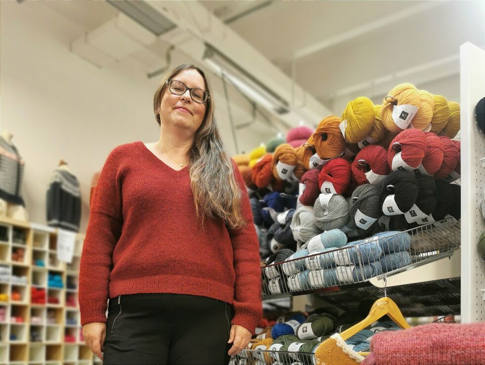 Hilde Johansen lover at kundene skal kjenne igjen butikken når hun offisielt overtar, men vurderer å utvide tilbudet med nettbutikk.
 Foto: Andreas Gatare Øvergård