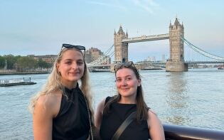 – Som nordmann passer man lett inn blant britene