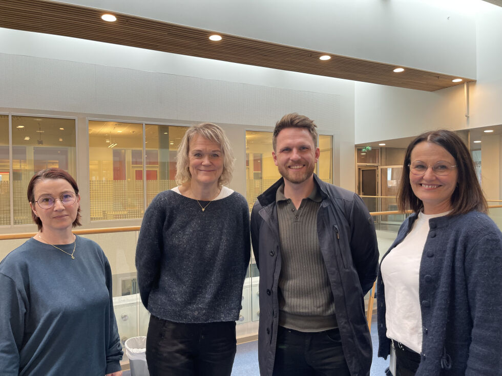 Fra Venstre May-Iren Arnøy fra Nærøysund Ap, førstekandidat Bente Estil, andrekandidat Vebjørn Gorseth og Rektor Unni Berit Finne
 Foto: Renate Rosenvinge