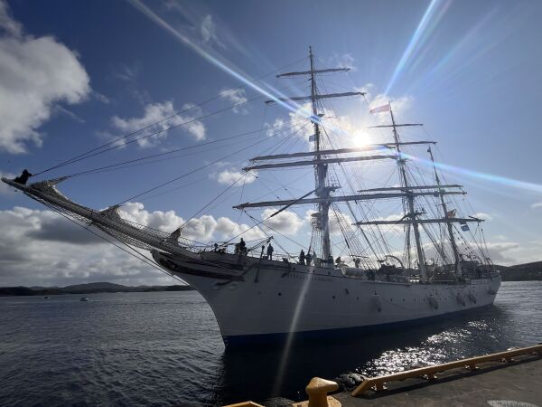 Statsraad Lehmkuhl på plass i Rørvik