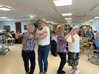 Sørget for at de eldre fikk en svingom