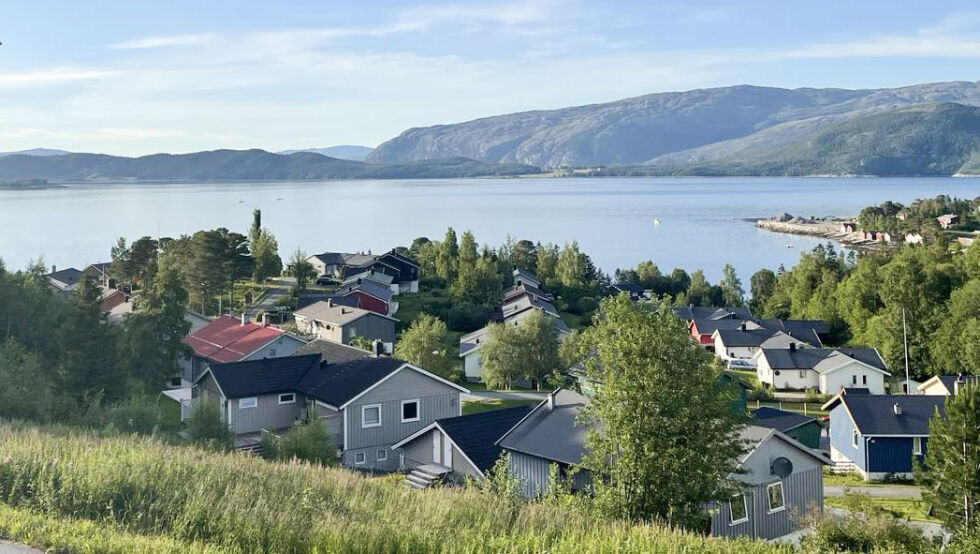 Boliger i regulerte boligfelt i Bindal får ikke lenger innvilget status som fritidsbolig.
 Foto: Hild Dagslott