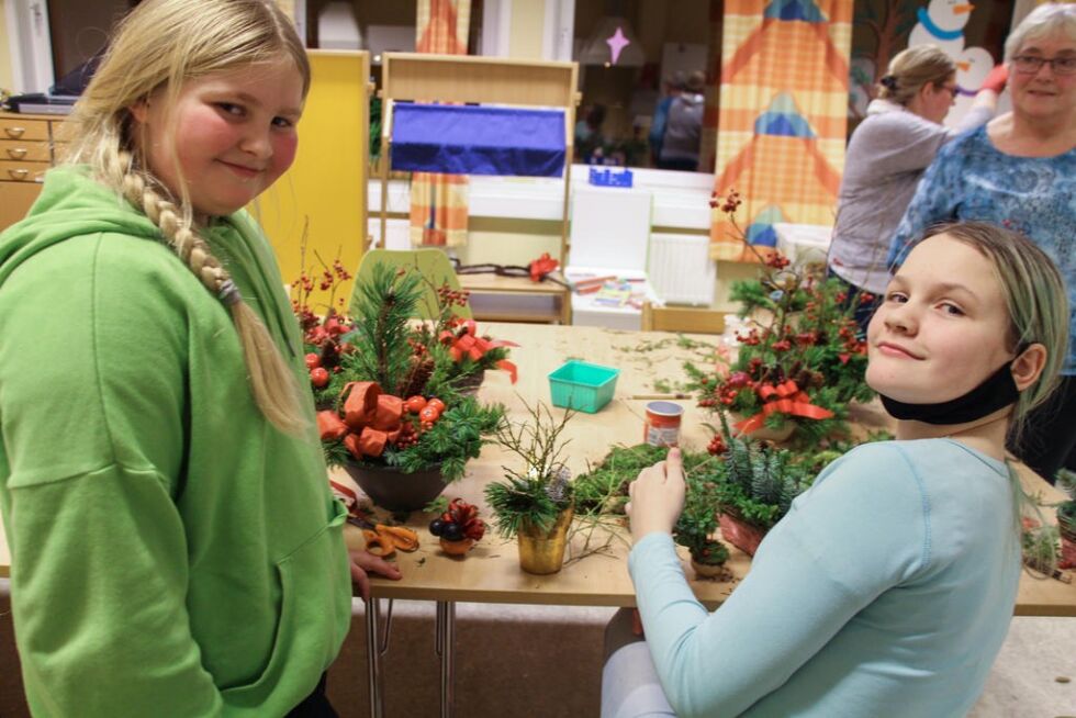 Tiril Grande Hellan og Ragnhild Hamlandsø Hallan er blant de som har vært med i flere år.