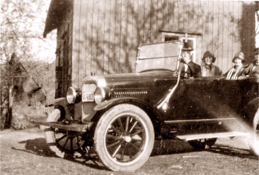 Dette skal også være en av de første biler i distriktet. Ta kontakt om du har informasjon.
 Foto tilhører Kystmuseet i Nord-Trøndelag