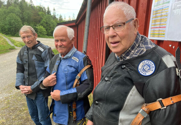 Tre karer og et tonn med erfaring