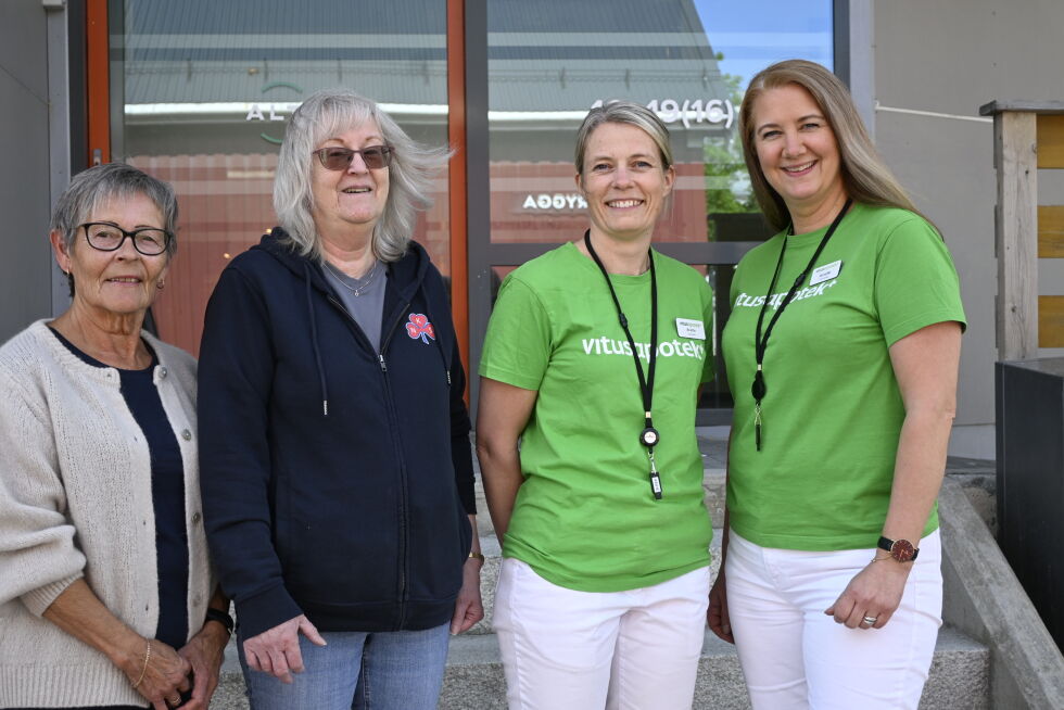 Fra venstre:Janne Johansen Moe, Valborg Jakobsen, Anette Hestad 
og Annette Wannebo.
 Foto: Renate Rosenvinge.