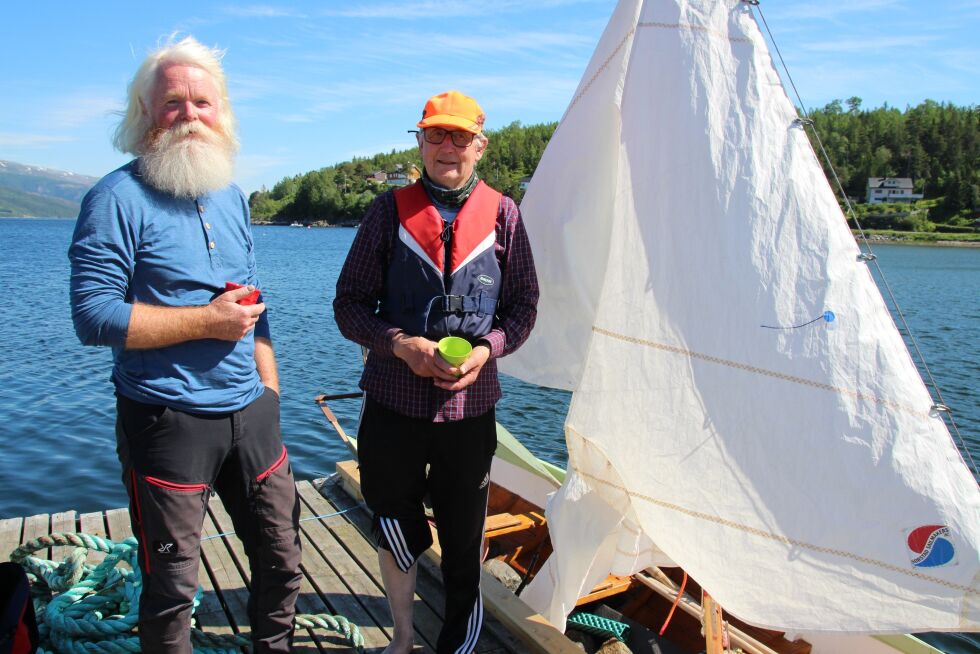 Geir Wagnild og Oddvin Hagen klare til start. Geir var førstereisgutt og Oddvin veteran.
 Foto: Lillian Lyngstad