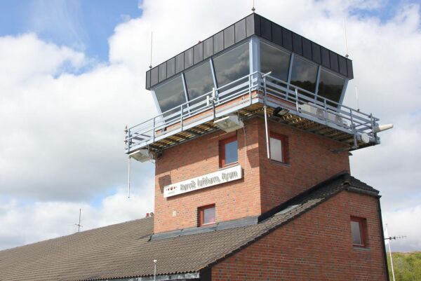 Stadig flere bruker flyplassen
