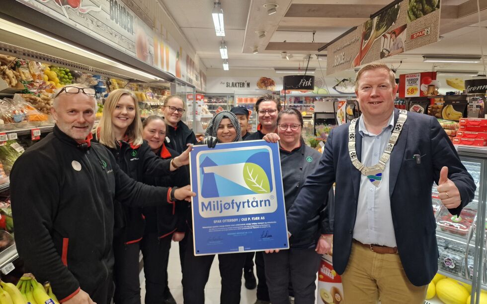 Spar Ottersøy er nå sertifisert som Miljøfyrtårn-bedrift.
 Foto: Frank Jenssen.