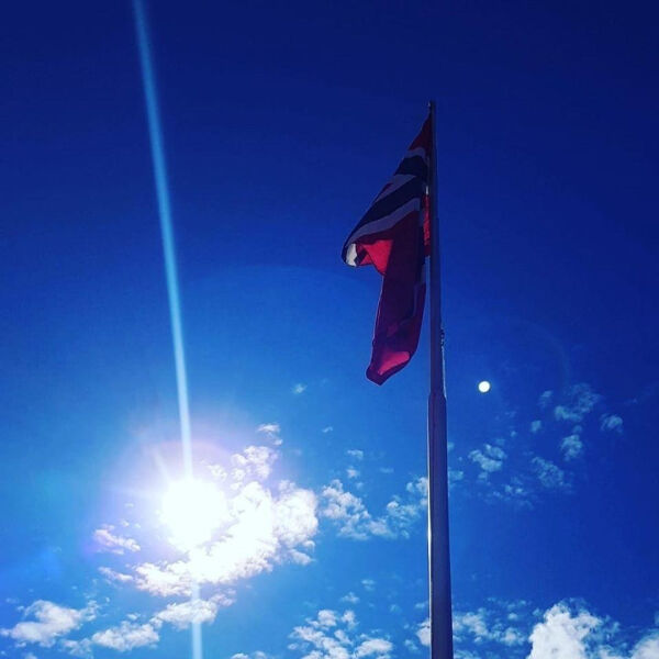 Båtkontroll, viltpåkjørsel og vellykka festival