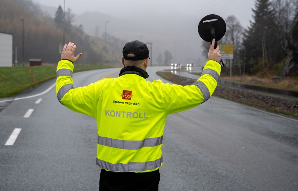 Det var to travle dager for Statens vegvesen som de siste par dagene har gjennomført kontroller i Nærøysund. (Bildet er hentet fra Statens vegvesen sitt pressearkiv, og er ikke fra Nærøysund)
 Foto: Bård Asle Nordbø / Statens vegvesen