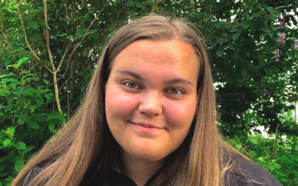 Charlotte (21) får ikke feire Rørvikdagan på ordinært vis