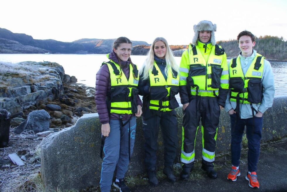 Valelevene Thale Eldegard Sæternes, Unni Wahl, Fredrik Eiternes og Hans Olav Kammen syntes det var et spennende prosjekt de ble presentert for da de fikk se nærmere på Aquatraz-merden på fredag.