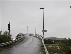 Må gjøre tiltak på Lauvøybrua