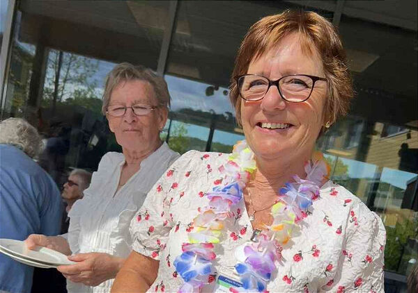 Se hvordan de eldre koste seg i sola