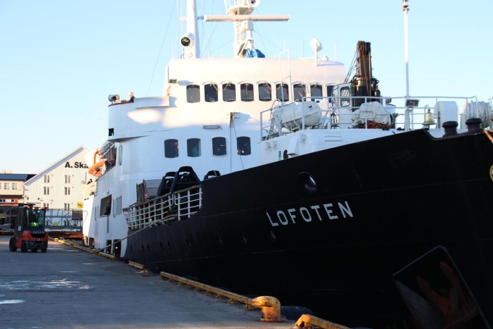 Heretter blir det bare ei hurtigrute å se til kai i Rørvik.