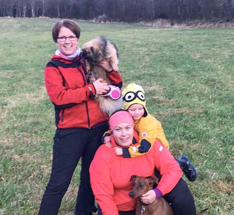 Gleden var stor da Bella ble funnet. Det var Veronica Johansen, sønnen Milan og hunden Freya som til slutt fant henne.