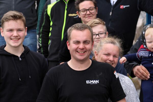 Her får Kim Roger en stor overraskelse