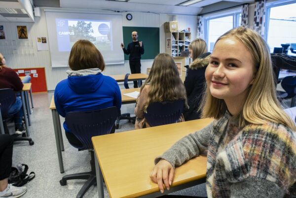 Ti universitet på Rørvik-besøk