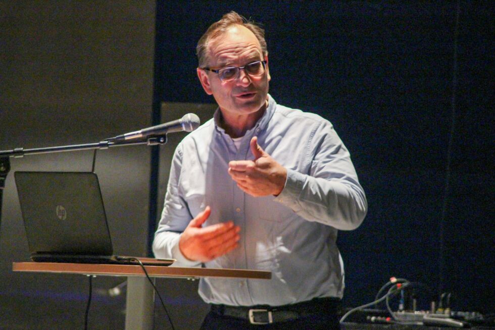 Bjørn Ola Holm sitt forslag gikk igjennom og Nærøysund kommune skal selv ta forvaltningsansvaret for de lokale verneområdene.
 Foto: Lillian Lyngstad