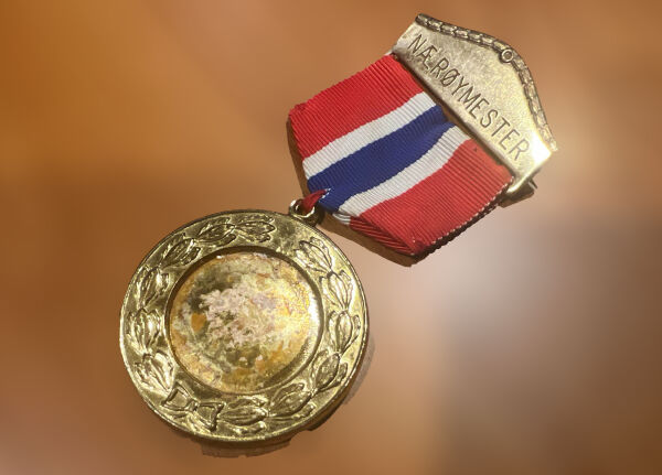 Medaljeløs Nærøymester etterlyses
