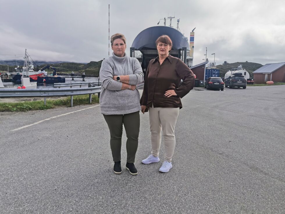 Lene Reppen Grydeland og Elisabeth Helmersen legger ikke skjul på sin frustrasjon etter regelendringen som rammer Leka hardt.
 Foto: Andreas Gatare Øvergård