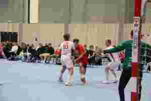 Håndballfest i splitter ny hall