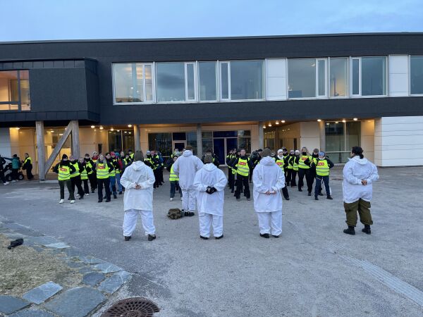 - Velkommen til den første dagen i resten av deres liv. Etter i dag vil livet deres aldri bli det samme