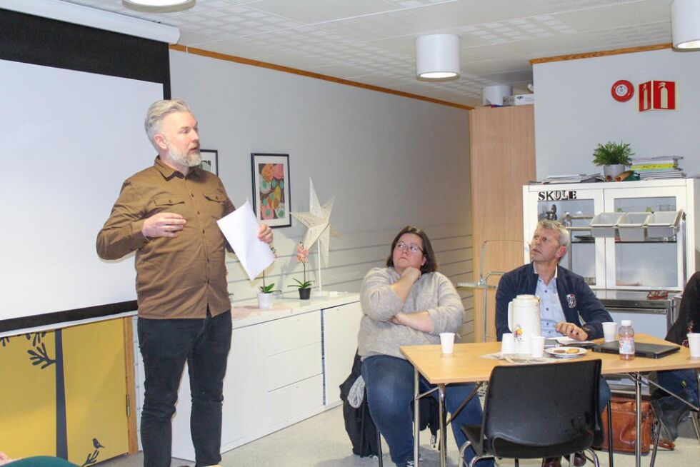 LO`s distriktssekretær for Trøndelag, Kristian Tangen, hadde et innlegg på møtet om arbeidsplasser.