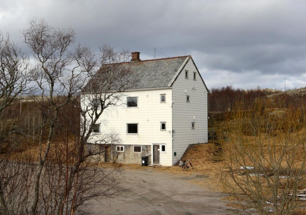 Den gamle mannskapsmessen følger også med eiendommen.