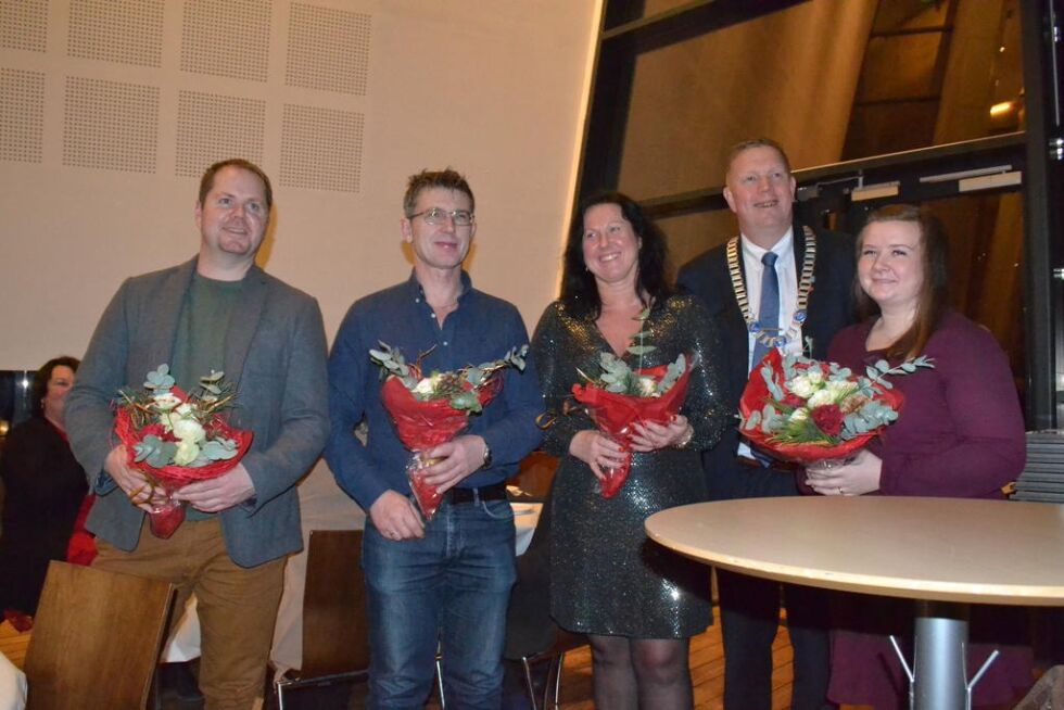 Vinnerne for året 2018 og 2019 fikk prisene samtidig. Arve Moe Ramstad og Arve P. Lauten fikk blomster sammen med representanter fra komiteen til Rørvikdagan.