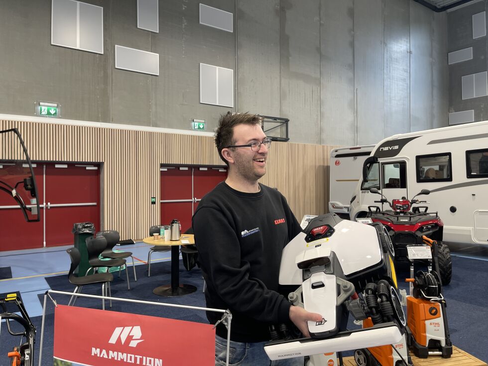 Jim Laugen er strålende fornøyde med salget under messa.
 Foto: Renate Rosenvinge