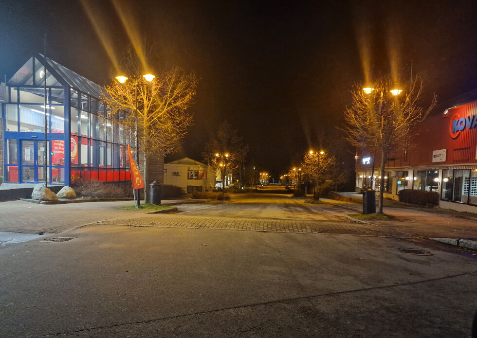 Stille morgen i Kolvereid sine gater.
 Foto: Frank Jenssen.