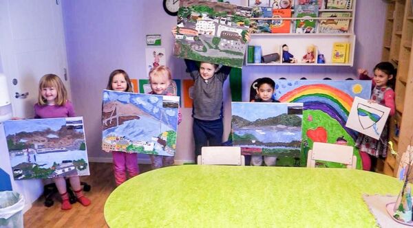 Barnas kunstverk gikk for fantastiske 24.000 kroner!