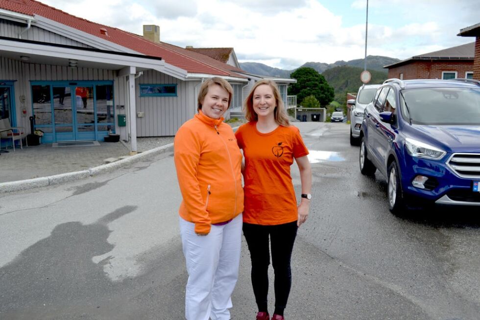 Ida Christine Gjeseth Waagø og Ingjerd Nordahl er klare for å gjøre HUNT-undersøkelser hjemme hos folk.