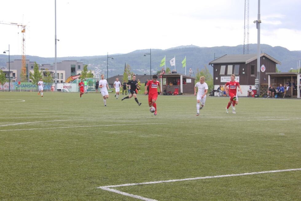 En flott kontring fra brasilianske Gleidson B. Pinheiro bidro til at Rørvik gikk opp i ledelsen etter rundt 43 minutters spill.