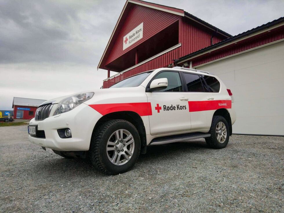 Nå har Røde Kors fått sin egen bil. Til glede for både hjelpekorpset og de som trenger hjelp.
 Foto: Christina Dahl