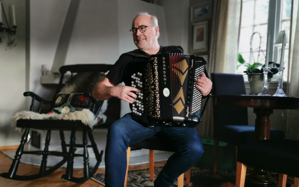 Slik er folk vante til å se Arne Martin gjennom hans 55 år som musiker.
 Foto: Andreas Gatare Øvergård