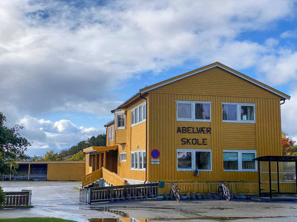 Folket på Abelvær anser skolebygningen som en viktig brikke i jobben med å få et sosialt møtepunkt i grenda.
 Foto: Arkiv