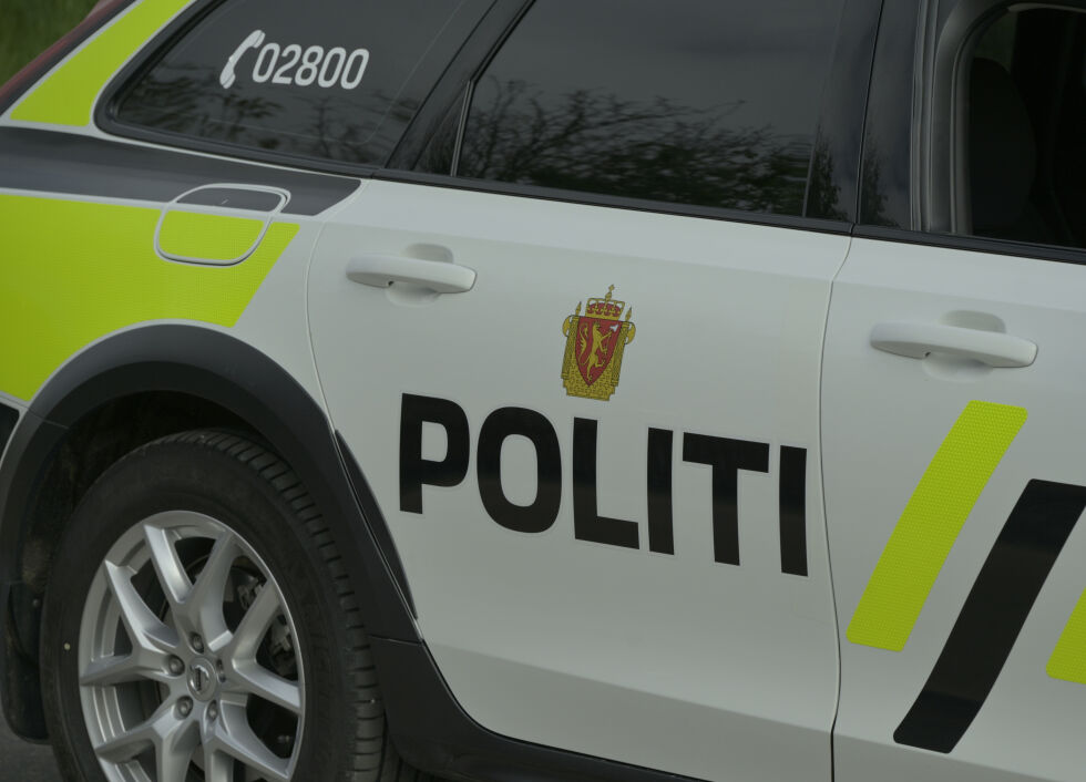 Politi, politibil.
 Foto: Synnøve Hanssen