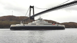 El-ferja MF "Hinnøy" passerte nylig
