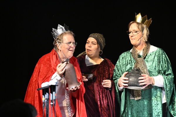 Jesus, vikinger, hekser og Clinton inntok kulturhuset