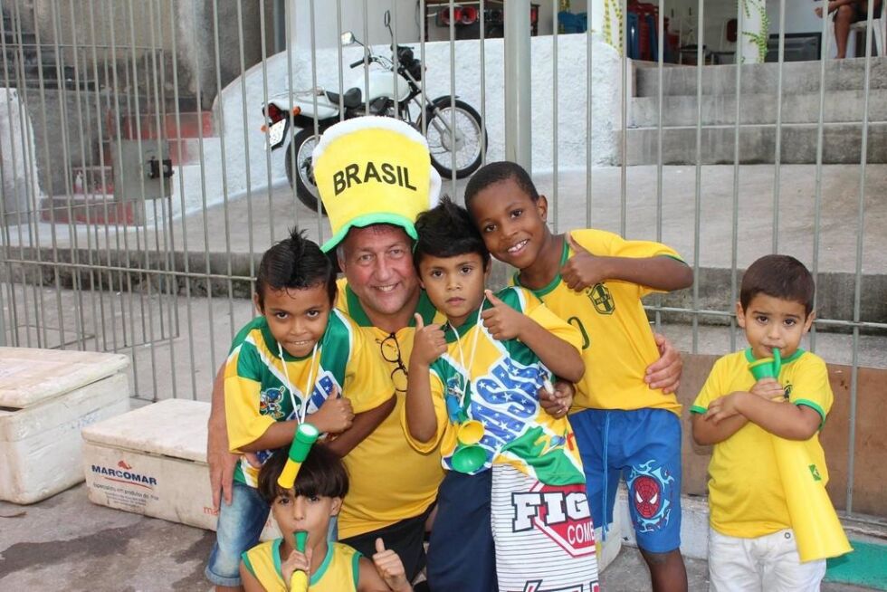 Snorre Holand kan bli æresborger av Rio de Janeiro for sin humanitære innsats i byen.
 Foto: privat