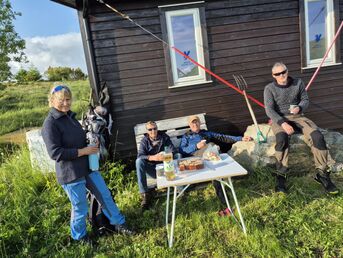 Stor dugnadsinnsats har gjort området klart til midtsommerfest