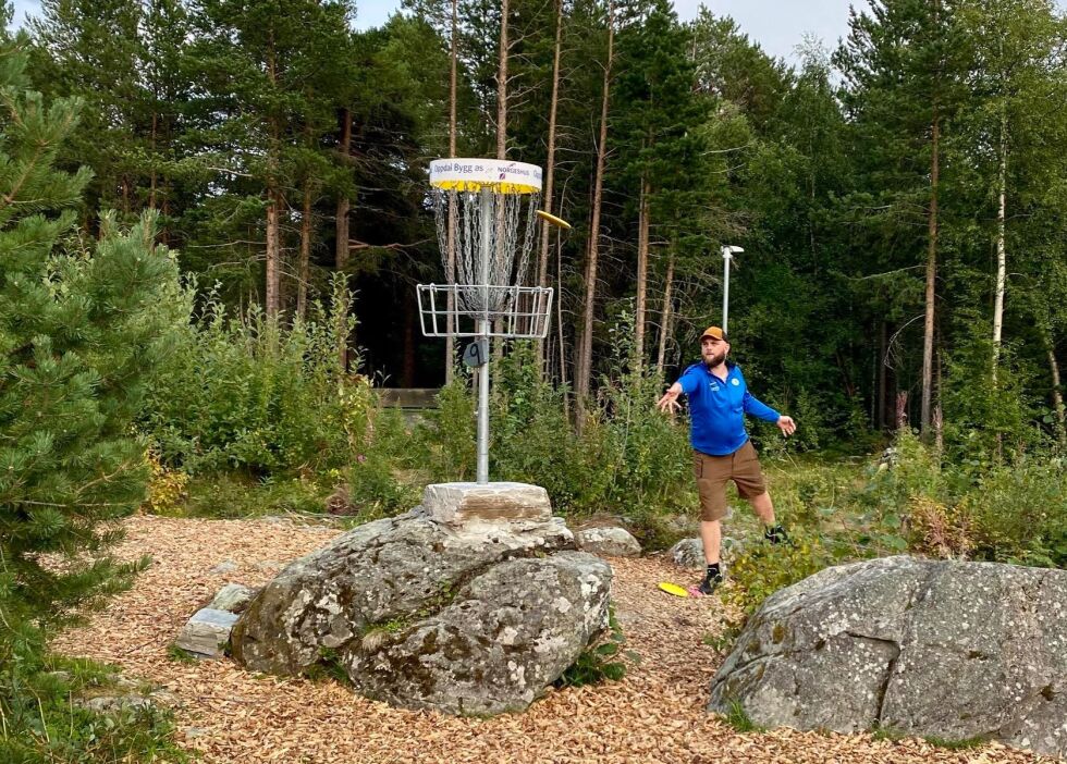 Fredrik Duna forsøker å putte.
 Foto: Privat