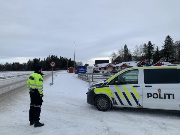 Sjekket trafikken ved barnehage på Kolvereid